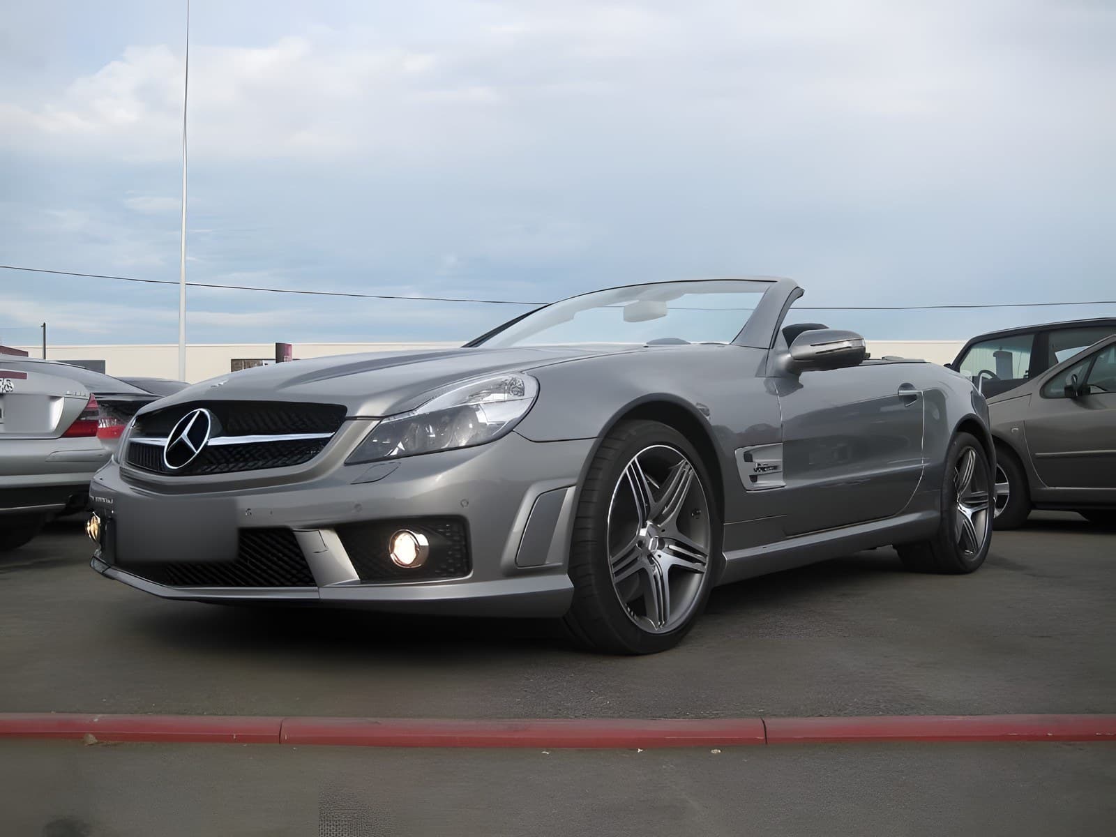 Mercedes-Benz SL 63 AMG